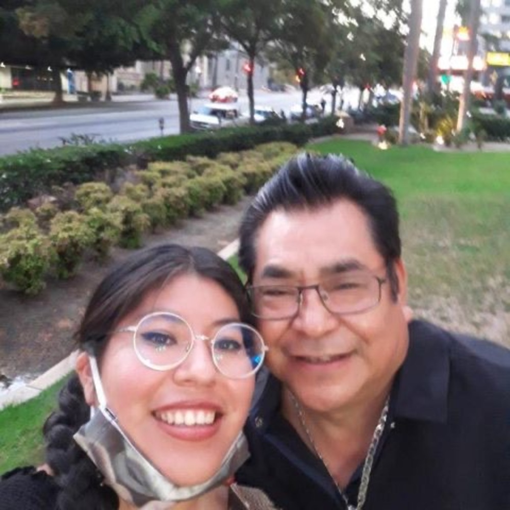 Meet your Posher, Yesenia